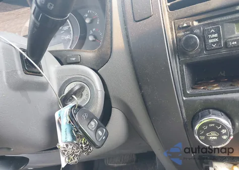 2005 Hyundai Tucson Gl z USA, uszkodzony, nr VIN KM8JM12B25U149258